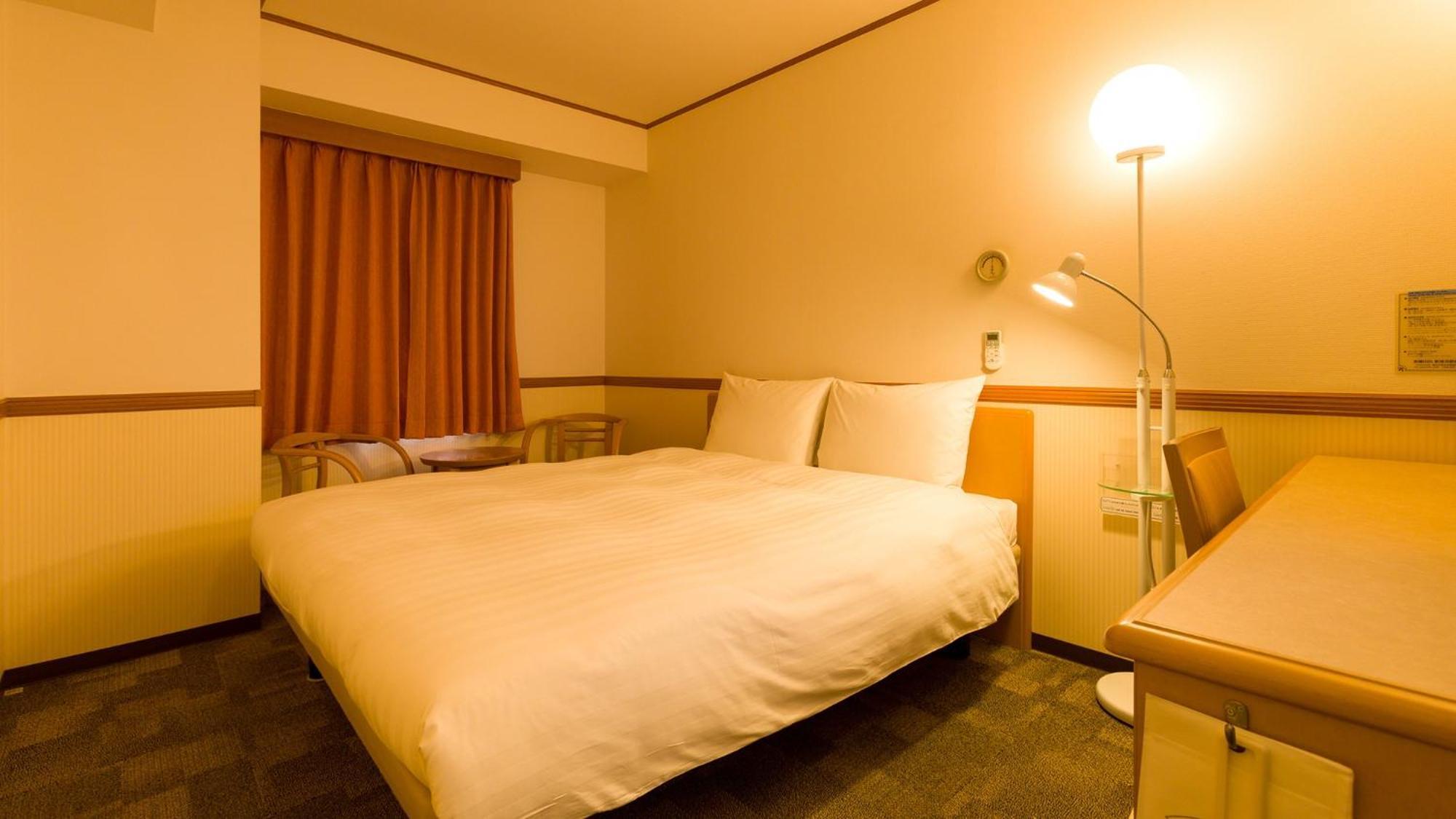 Toyoko Inn Okinawa Naha Asahibashi Ekimae Værelse billede